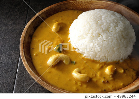 Coconut curry (with steam) 49963244