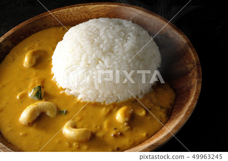 Coconut curry (with steam) 49963245