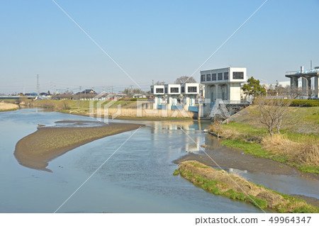 Gongendo walk: Gongendo readjustment pond intake gate Gongendo walk: Gongendo readjustment pond intake gate 49964347