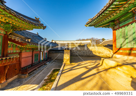 Beautiful architecture building Changdeokgung palace in Seoul city 49969331