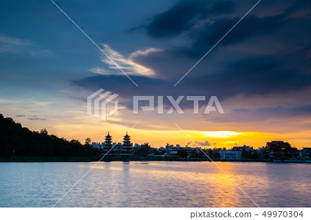 臺灣高雄左營蓮池潭 Asia Taiwan Kaohsiung Lake 49970304