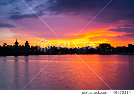 臺灣高雄左營蓮池潭 Asia Taiwan Kaohsiung Lake 49970314