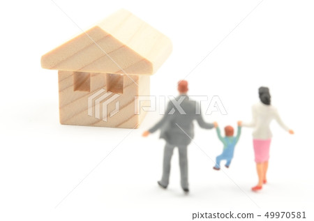 House and parent and child House and parent and child 49970581