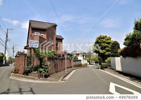 Yokohama Yamate cityscape 49976089