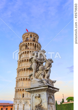 Leaning tower of Pisa, Italy 49979660