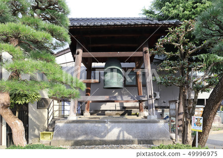 Takaoka Daibutsu time bell (Toyama Prefecture Takaoka City) 49996975