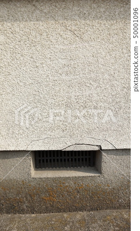 外牆粉刷，房屋空牆裂縫，地板通風孔面板，通風孔，裂縫，重塑，維修，修理 50001096