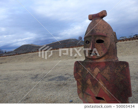 Haniwa and tombs 50003434