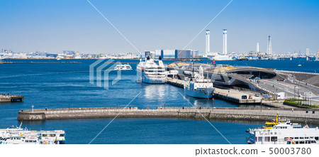Yokohama Osan Bridge and elephant's nose breakwater Yokohama Osan Bridge and elephant's nose breakwater 50003780