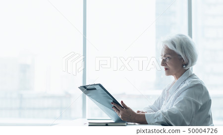 successful business woman corporate lifestyle successful business woman corporate lifestyle 50004726