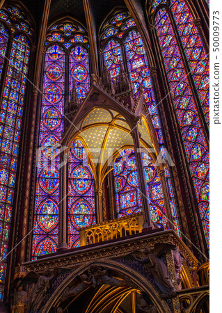 Paris: The Holy Chapel Notre Dame Cathedral 50009773