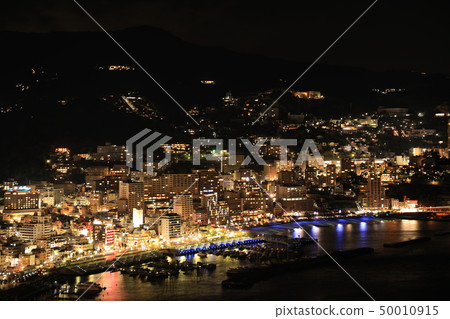 從熱海城堡看見的熱海夜視圖夜視圖 從熱海城堡看見的熱海夜視圖夜視圖 50010915
