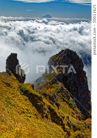 Mt. Mt. Mt. Yatsugatake, Mt. Mt. Akamake and Mt. Mt. 50011625