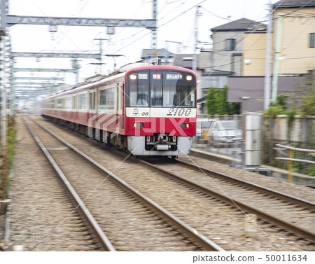 [Keikyu Express Type 2100 Hatcho-Nawate Station panning shot] 50011634