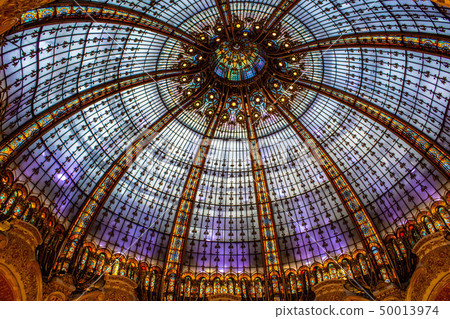 Paris: Galeries Lafayette 50013974