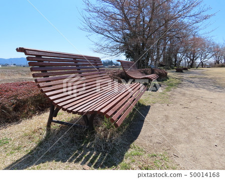 Waiting Waiting 50014168