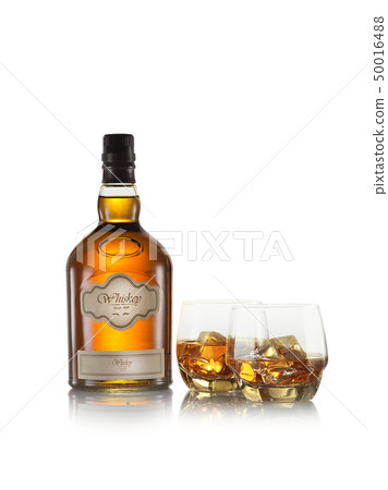 whiskey on white 50016488