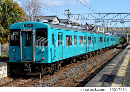 4 series 105 series running on the Sakurai Line 4 series 105 series running on the Sakurai Line 50017084