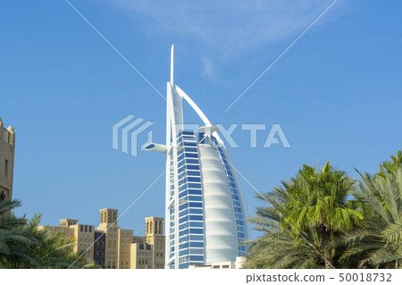 Dubai Luxury Hotel 50018732