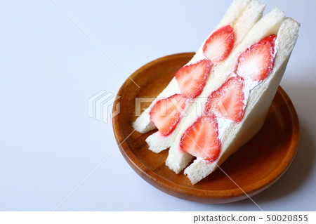 Strawberry sandwich Strawberry sandwich 50020855