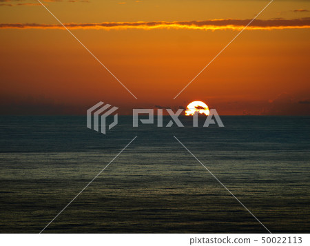 Sunset over the sea in Nazarene, Portugal Sunset over the sea in Nazarene, Portugal 50022113