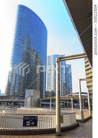 Shinagawa Station Konan Exit (early summer) 50022804