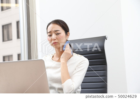 Sweaty at work 50024629