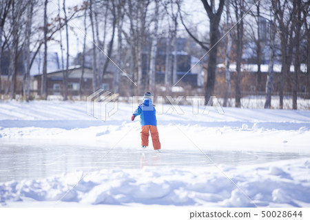 Girls to skate 50028644