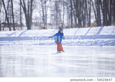 Girls to skate 50028647