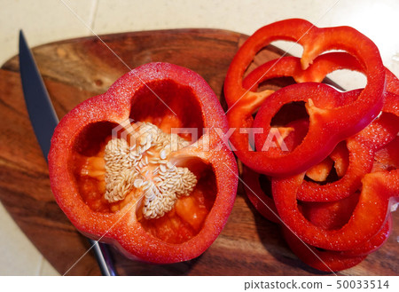 Large ripe pepper Capsicum annuum or sweet red Large ripe pepper Capsicum annuum or sweet red 50033514