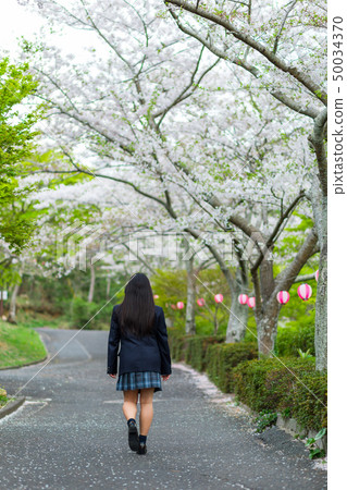 女孩高中學生櫻桃春天 50034370