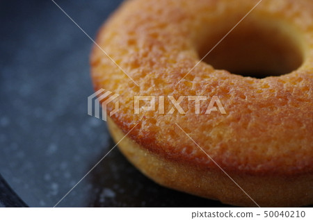 Donut (up, upper right) 2 Donut (up, upper right) 2 50040210