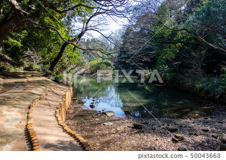 Hitokuen Shinji Pond (Sanshiro Pond) Hitokuen Shinji Pond (Sanshiro Pond) 50043668