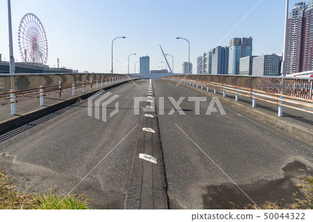 Qinghai Bridge 50044322
