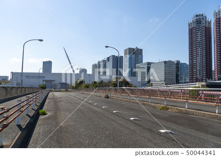 Qinghai Bridge 50044341