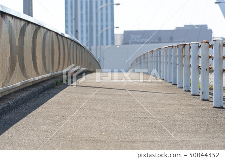 Qinghai Bridge 50044352