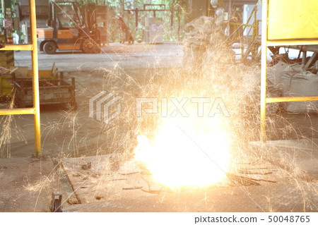 Molten metal in Induction Furnace 50048765