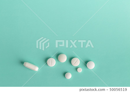 White medicinal tablets and capsules White medicinal tablets and capsules 50056519