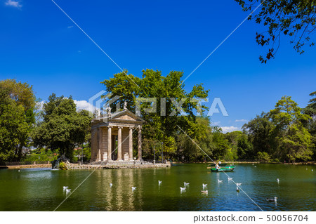 Pond in Villa Medici - Rome Italy Pond in Villa Medici - Rome Italy 50056704