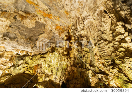 Dong Thien Cung cave in Halong Bay, Vietnam. 50059894