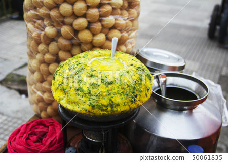 Pani puri stall, typical Indian snack, Pune Pani puri stall, typical Indian snack, Pune 50061835