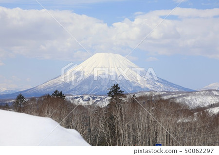 從Nakayama Pass看到的Yotei山峰 50062297