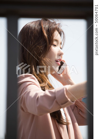 Business woman of appreciation Business woman of appreciation 50064701