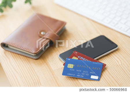 Internet shopping credit card smartphone 50066968