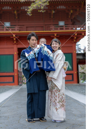 Parents and children 50069710