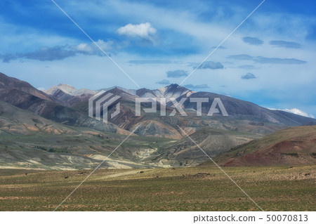 Different colored mountains 50070813