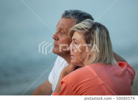 Looking in one direction 50080574