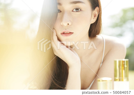 Women beauty 50084057