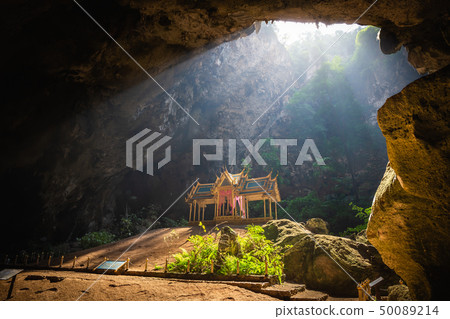 Amazing Phraya Nakhon cave in Khao Sam Roi Yot Amazing Phraya Nakhon cave in Khao Sam Roi Yot 50089214