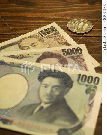 Bill and five hundred yen coin 9 Bill and five hundred yen coin 9 50101378